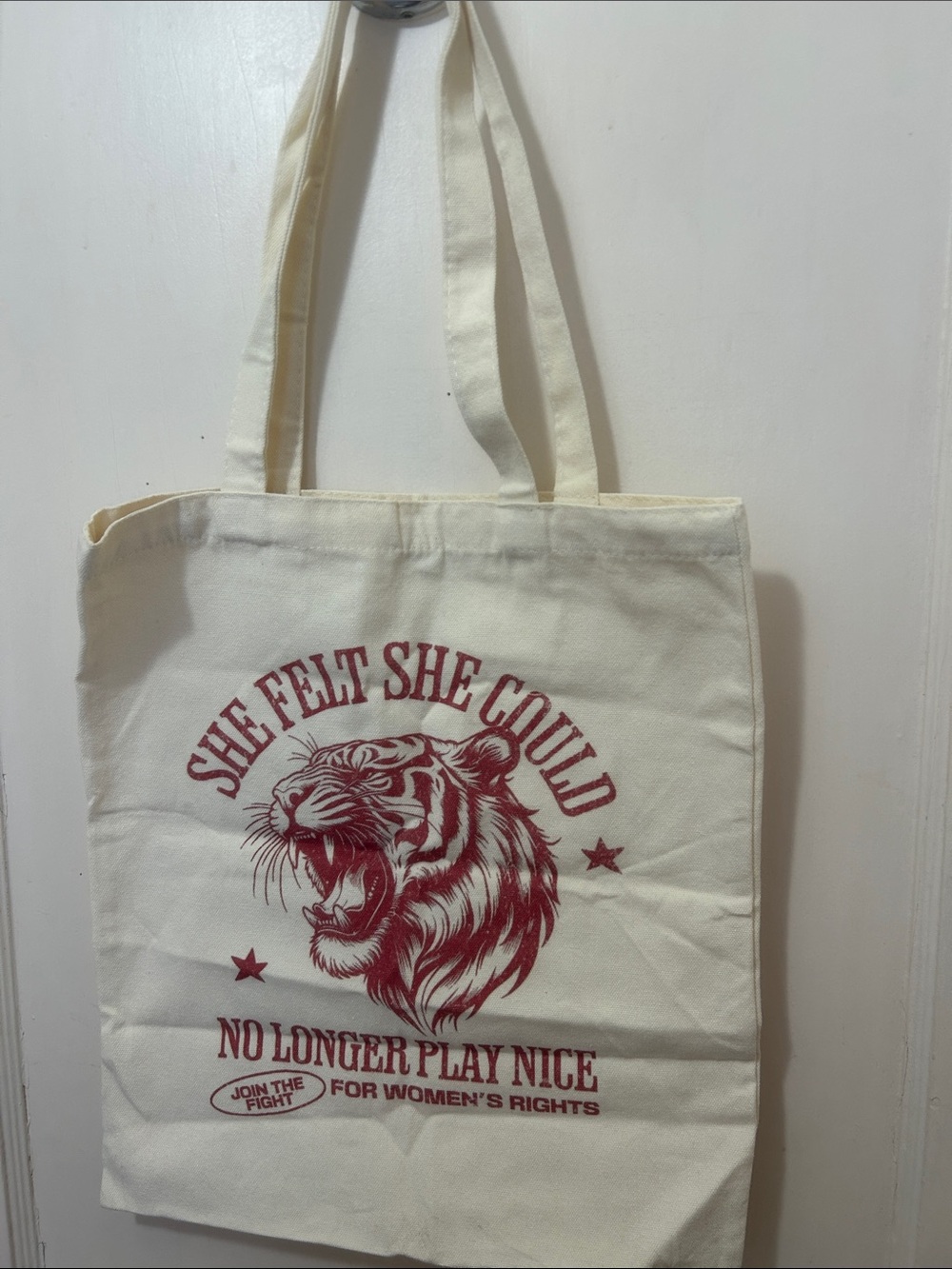 Tiger women’s rights tote bag
